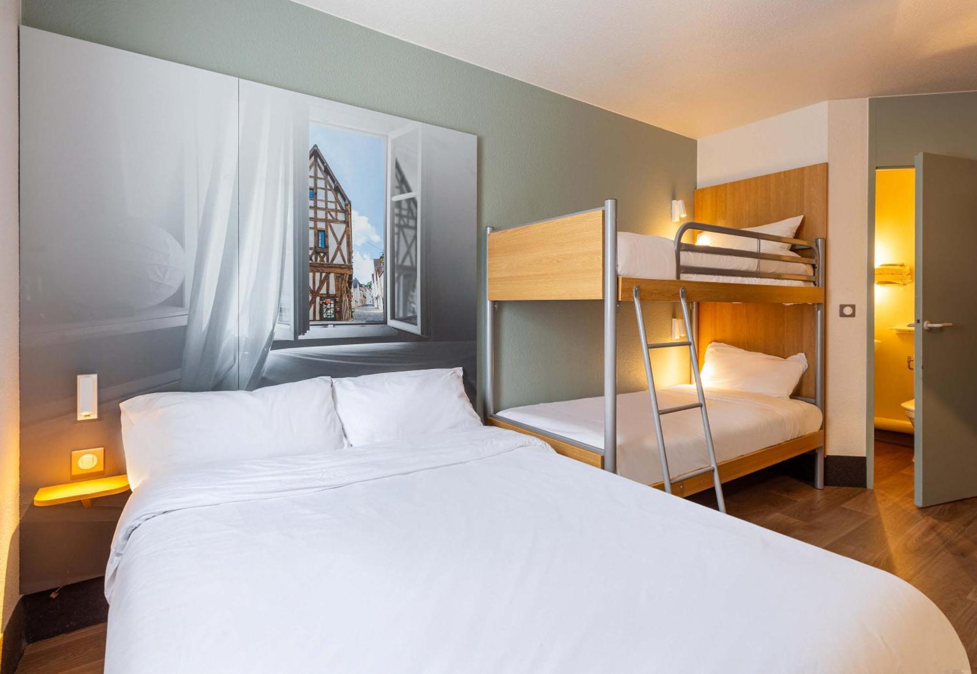 B&B Hotel Chartres Le Coudray Eksteriør billede