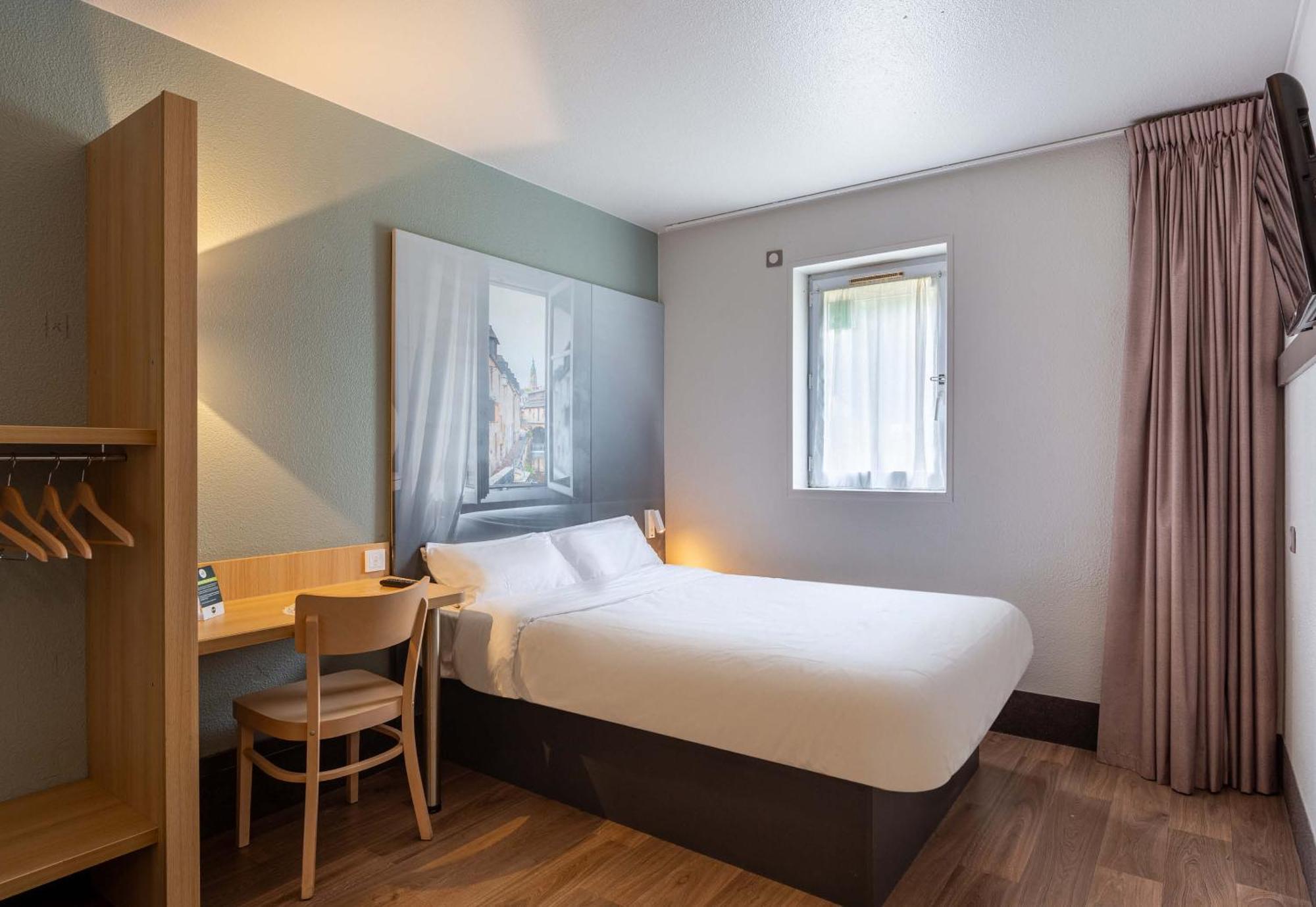B&B Hotel Chartres Le Coudray Eksteriør billede