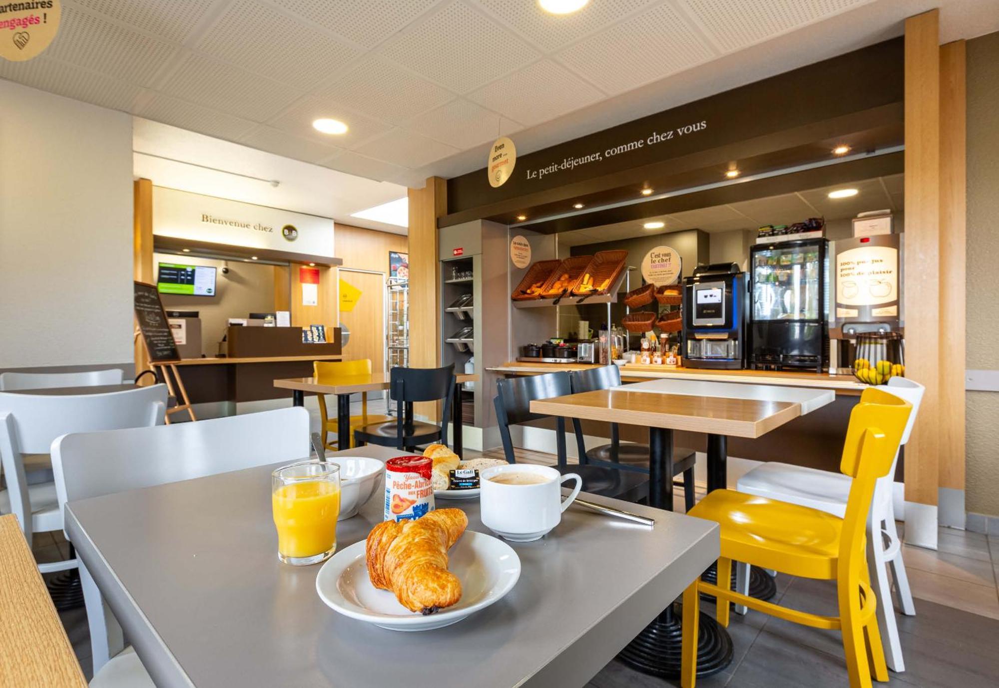 B&B Hotel Chartres Le Coudray Eksteriør billede