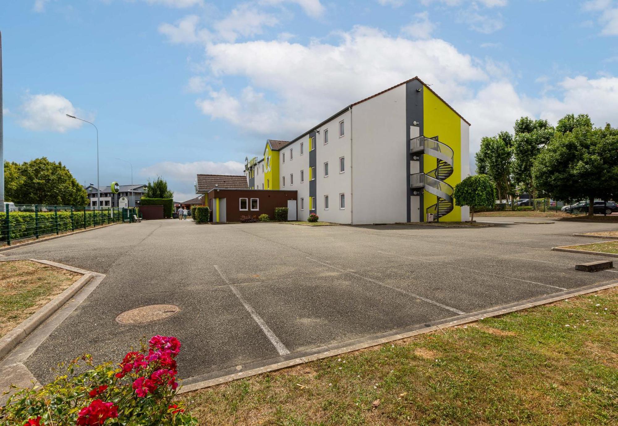 B&B Hotel Chartres Le Coudray Eksteriør billede